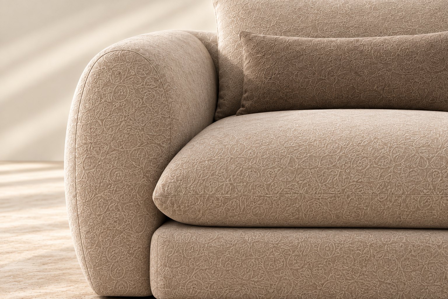 Neuf Love Seat